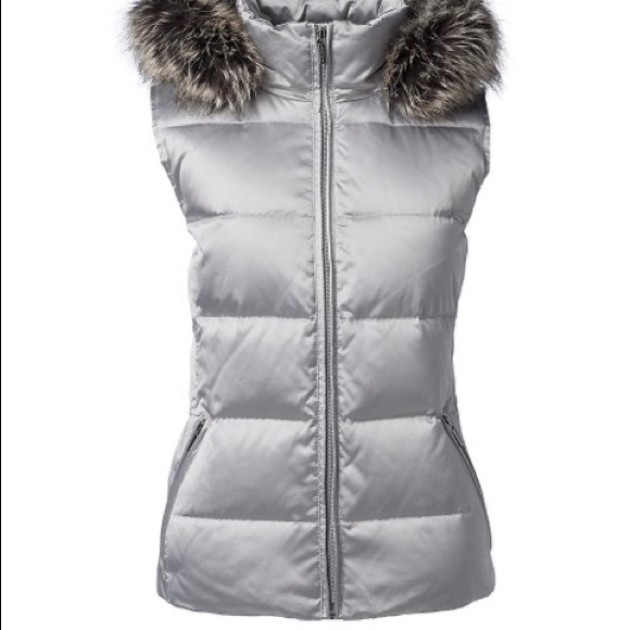 Land’s End silver puffer vest - Picture 2 of 9